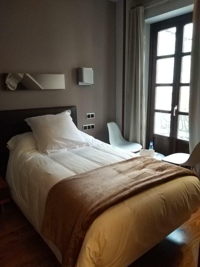 Hospedium Hotel La Casona Del Conde Norena ภายนอก รูปภาพ
